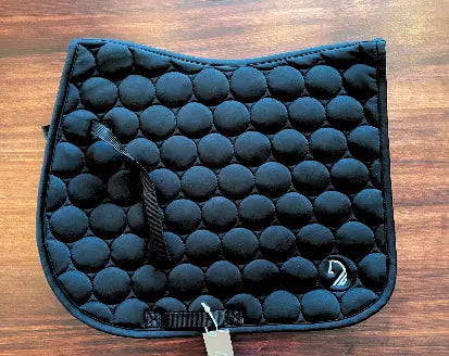 Amalfi Circle Quilt Saddle Pad HKM