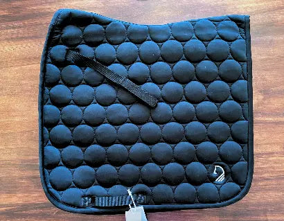 Amalfi Circle Quilt Saddle Pad HKM