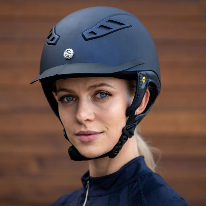 Back on Track Lynx Smooth Top Helmet with MIPS Back on Track