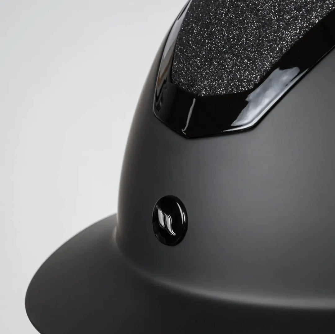 Back on Track |Trauma Void Caracas Matte Riding Helmet with MIPS Back on Track