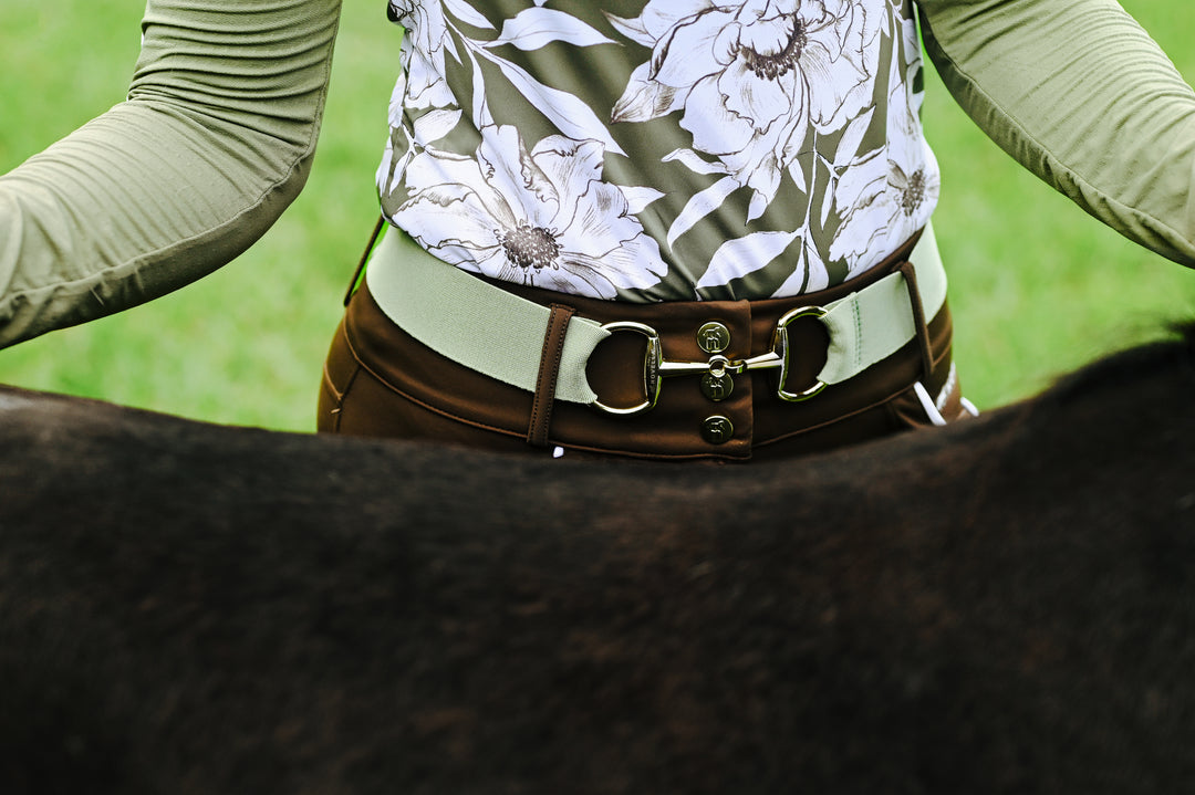 Novella 1.5" - 2" Gold Snaffle Adjustable Belts