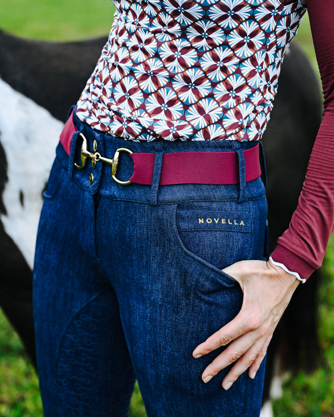 Novella 1.5" - 2" Gold Snaffle Adjustable Belts