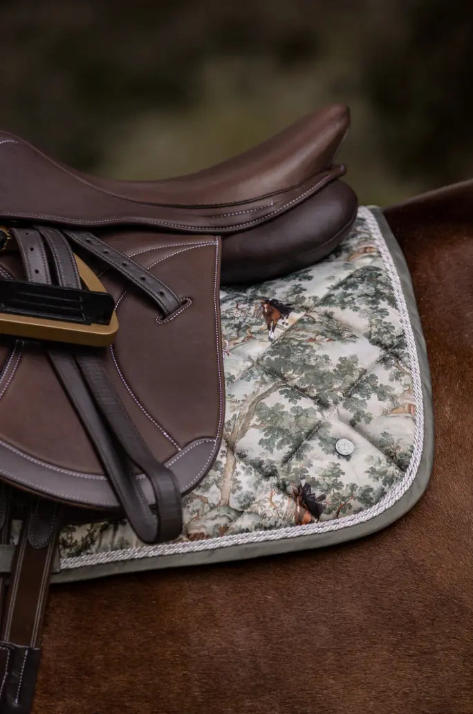 Dapplebay Hunt Tapestry Saddle Pad Dapplebay