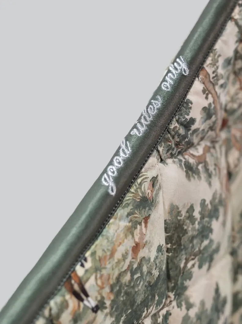 Dapplebay Hunt Tapestry Saddle Pad Dapplebay