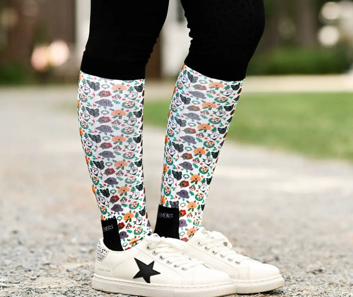 D+S holiday2025#style_deck-the-paws