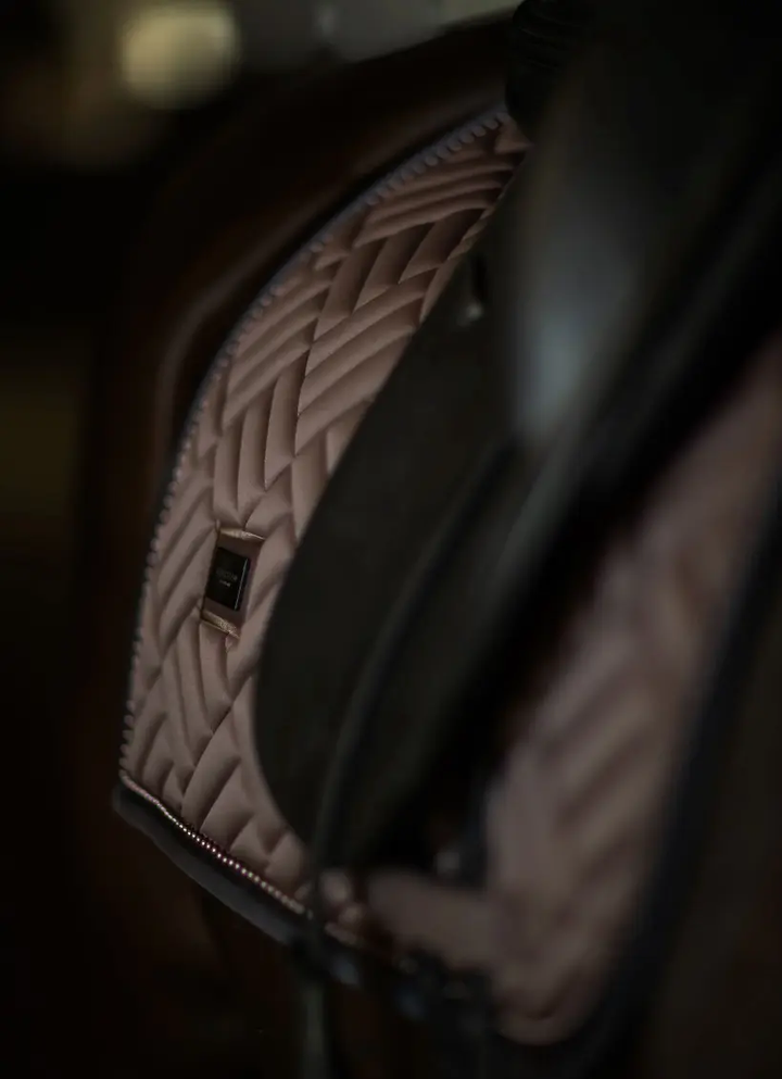 ES Modern Mocha#style_dressage-full