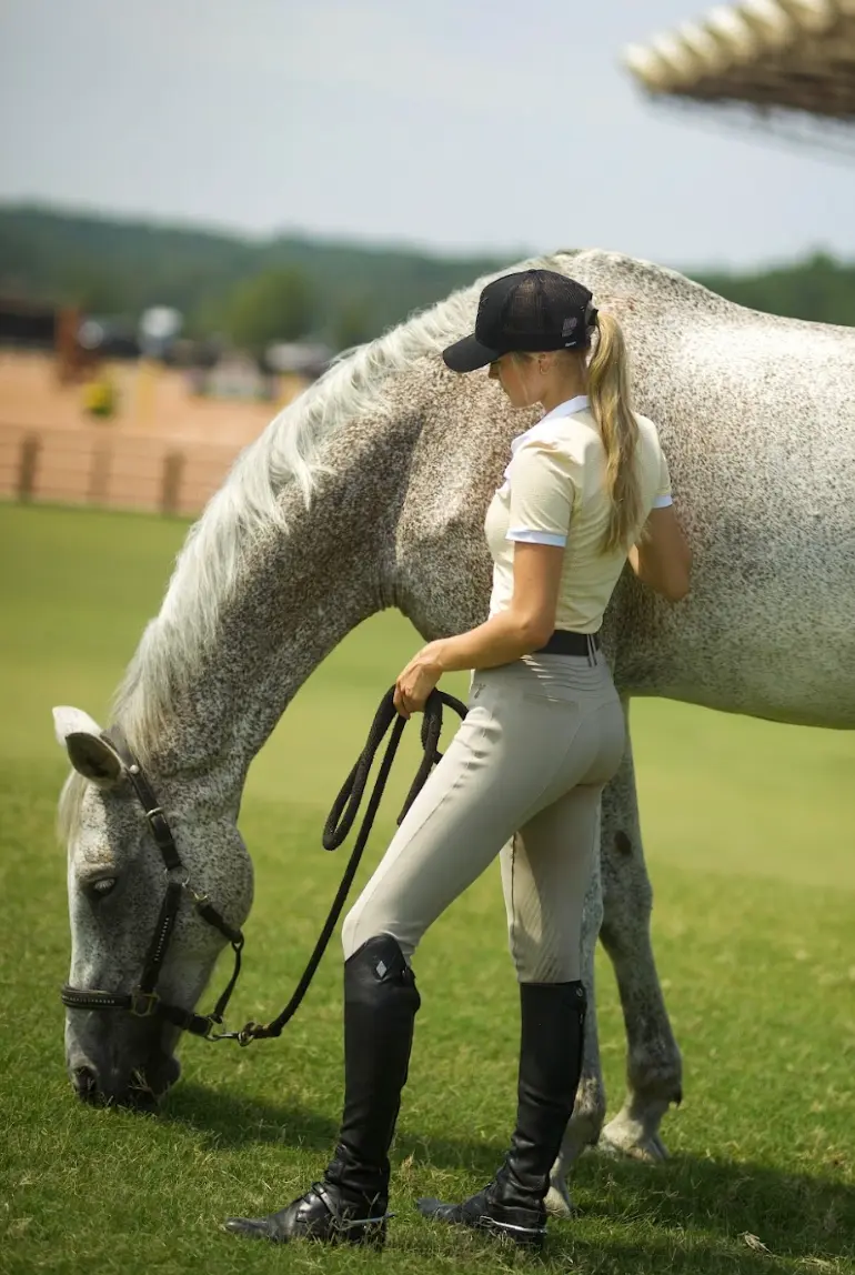 EquiGeneveive#color_buttercup