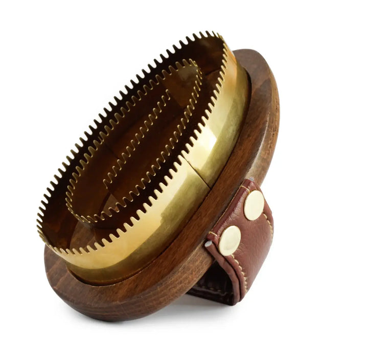 Hairy Pony Metal Brush Hairy Pony
