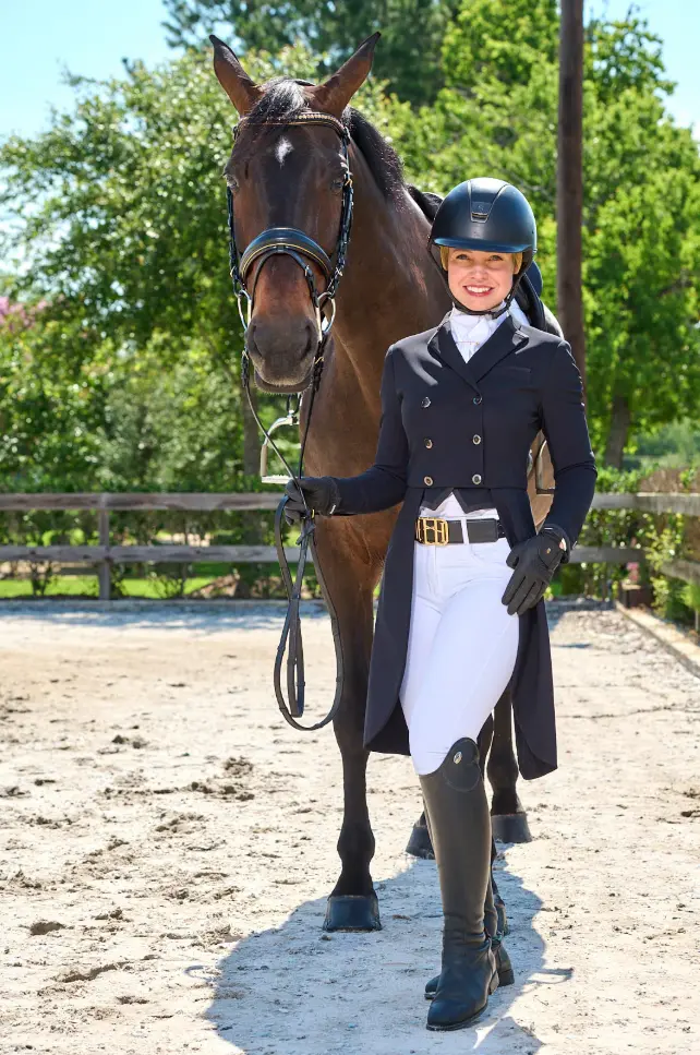 HEcompetition#color_full-white