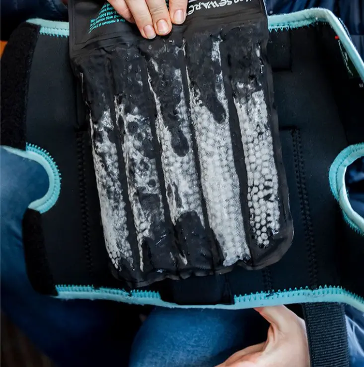 Ice Vibe® Knee Wraps Horseware