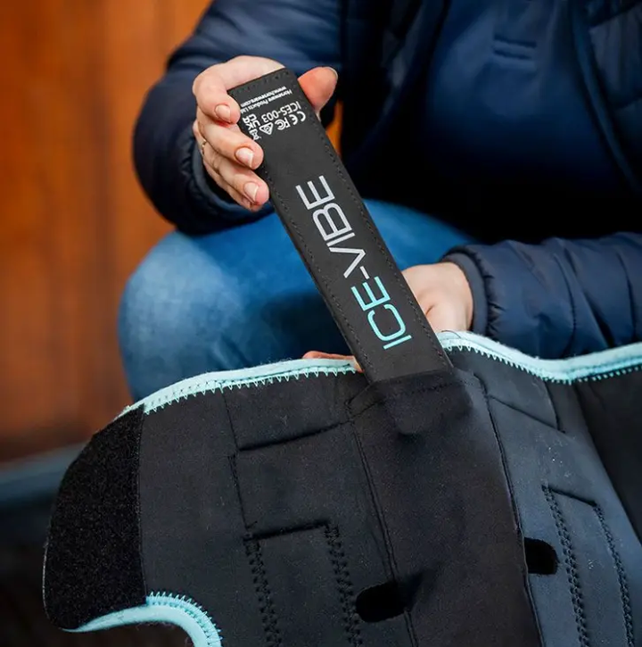 Ice Vibe® Knee Wraps Horseware
