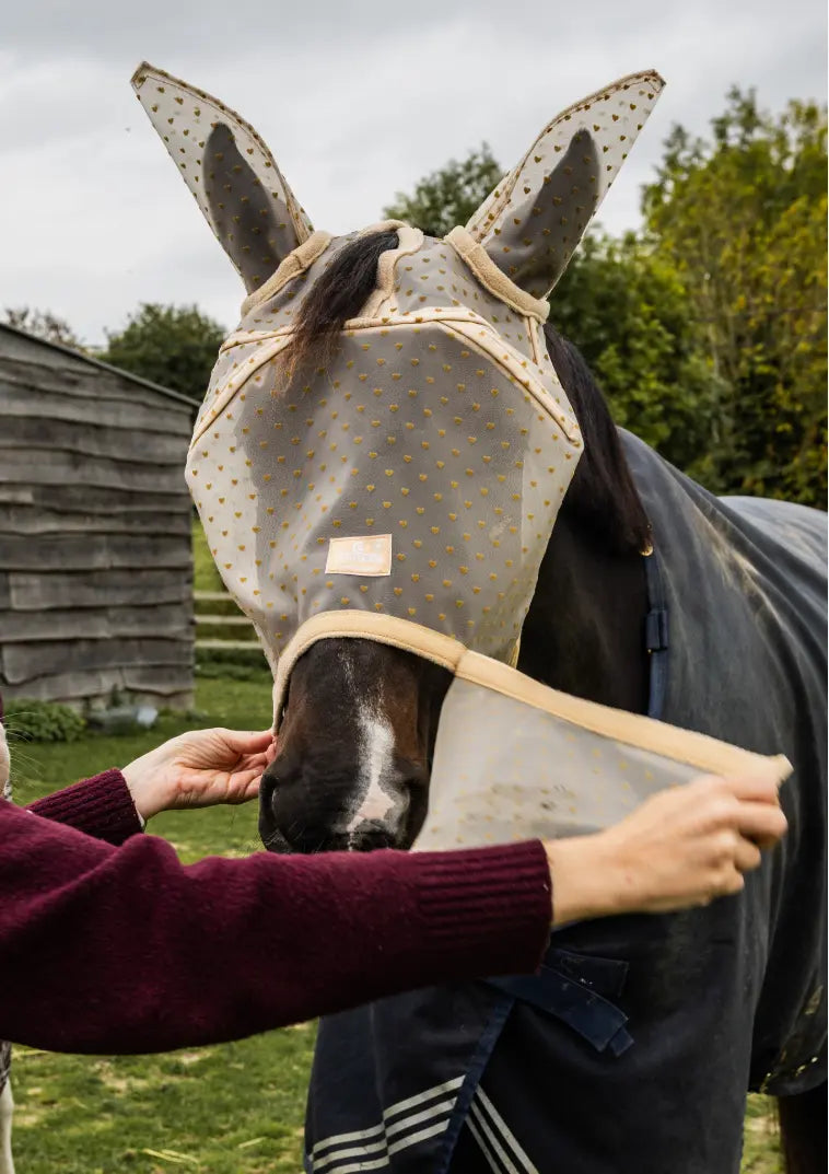 Kentucky Fly Mask HEARTS with Ears &amp; Nose Kentucky Horsewear