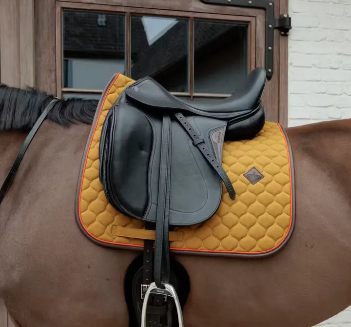 Kentucky Horsewear Onion Quilt NeonDressage Pad Kentucky Horsewear