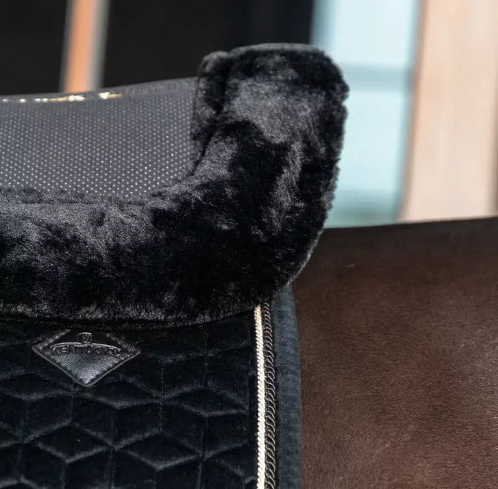 Kentucky Sheepskin Half Pad Anatomic Absorb Kentucky Horsewear # color_black