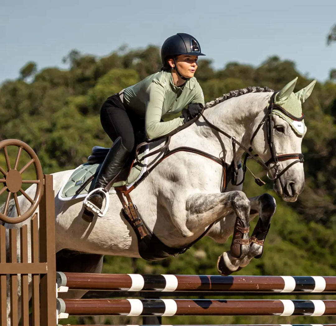 Lumiere Anka Leather Breastplate