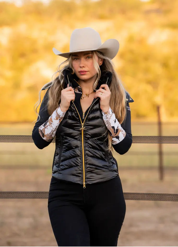 Novella Kat Duck Down Vest with Fur Collar SIZE XL Novella