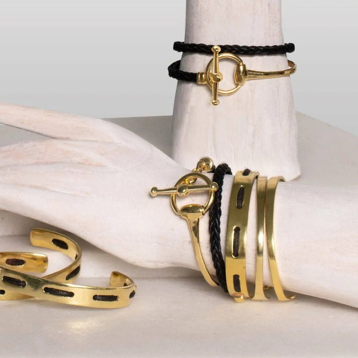 Odeza - Wrap Around Horse Bit Bracelet in Gold & Black URBAN-EQUESTRIAN