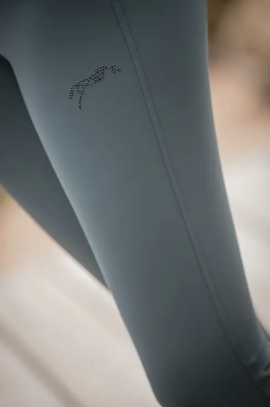 Penelope Elegance #color_forest-green