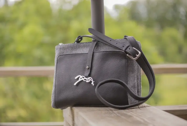 Pénélope Pablito Large Chevron & Leather Penelope