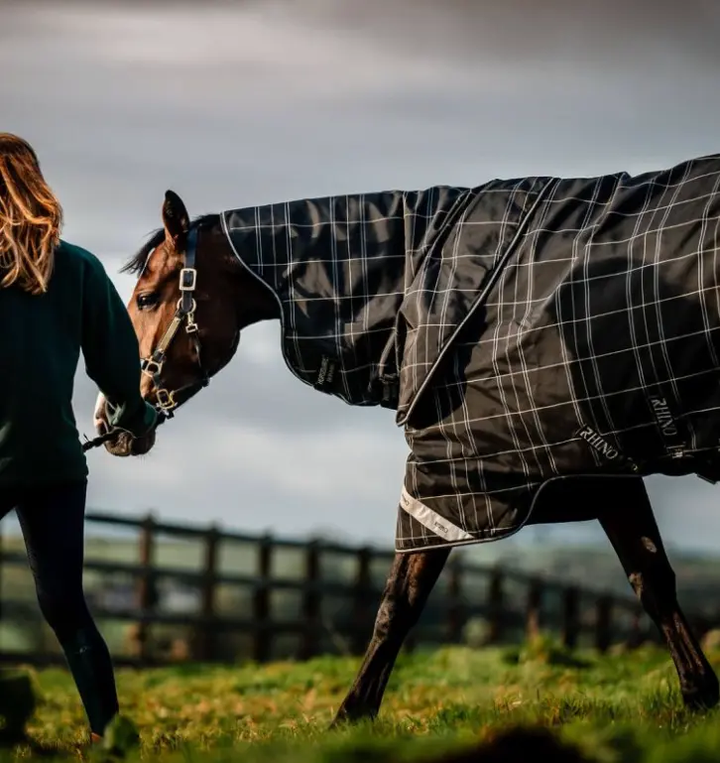 Rhino Bundle Turnout Set (0g outer with 200g liner) Horseware