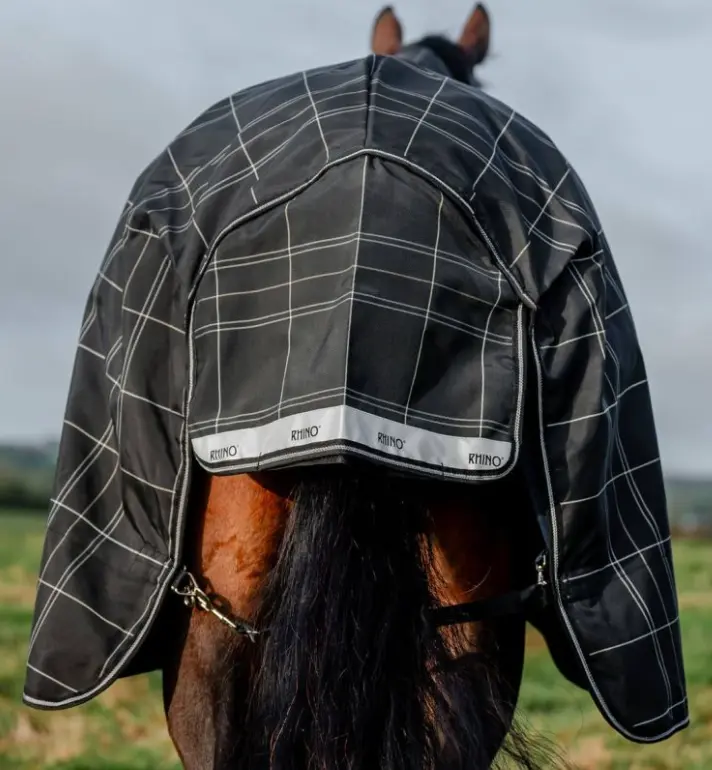Rhino Bundle Turnout Set (0g outer with 200g liner) Horseware