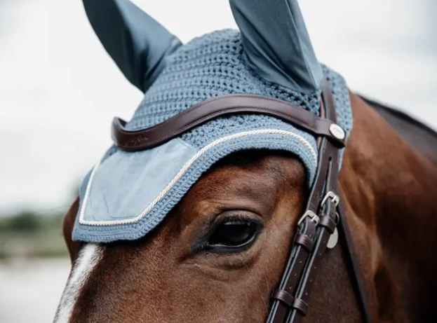 Fly Veil Bonnet Wellington Velvet Collection#color_light-blue