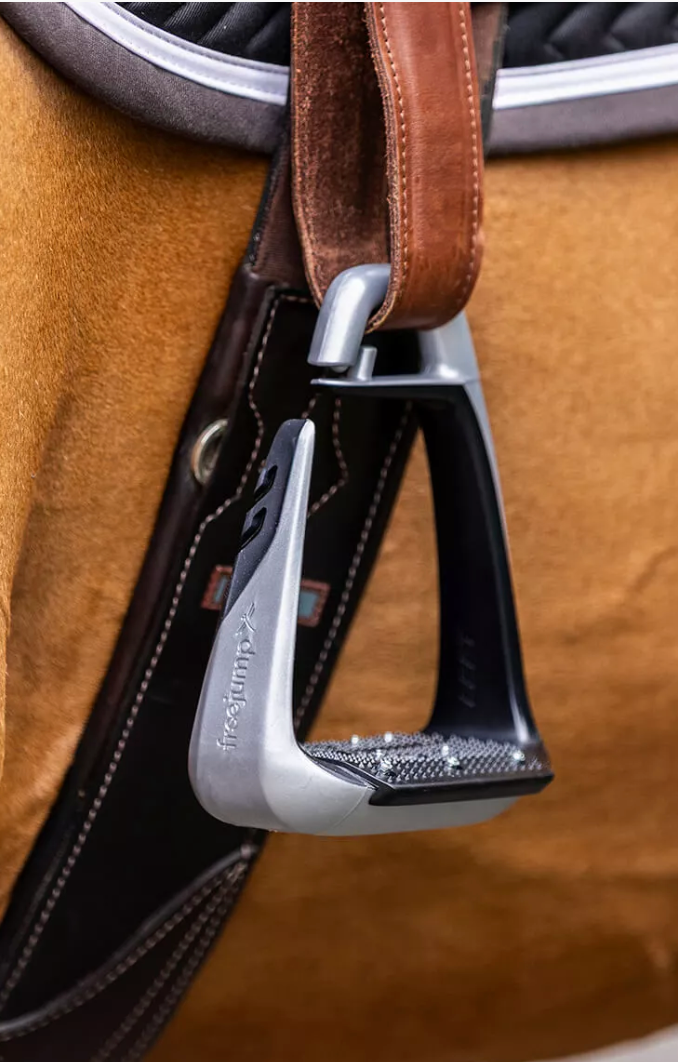Freejump Classic Wide Stirrup Leathers