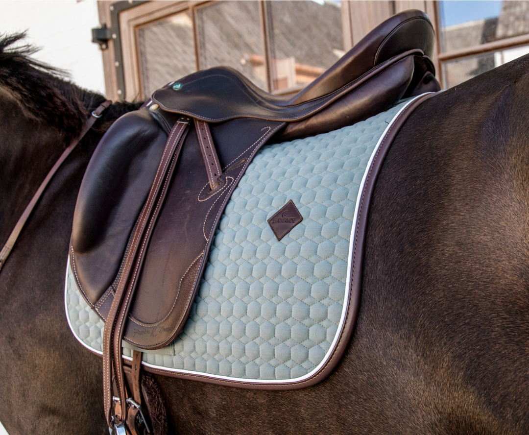 Kentucky Classic Leather Dressage Saddle Pad