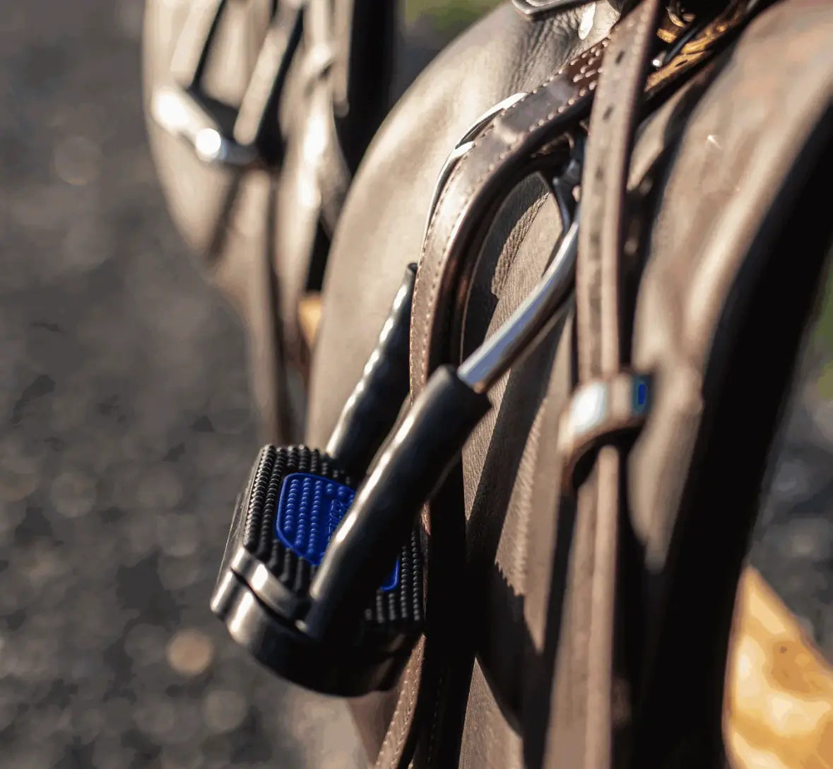 Sprenger Bow Balance Stirrup Acavallo