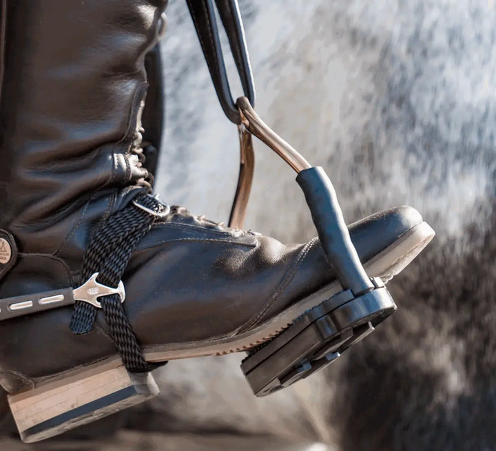 Sprenger Bow Balance Stirrup Acavallo
