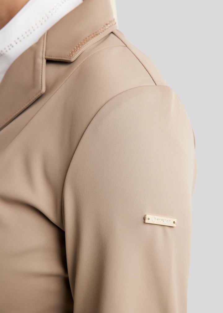 moeverlisa#color_taupe